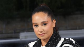 "Je n'en peux plus" : Léna Situations face à une vague de cyberharcèlement après avoir réagi en direct à des propos du streamer Anyme