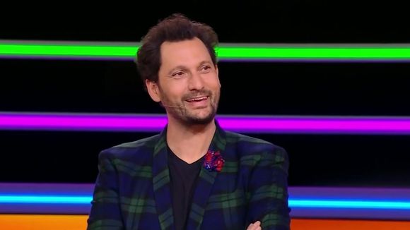 Audiences pré-access : "La roue de la fortune" et "La meilleure boulangerie" explosent les compteurs sur M6, flop pour l'hommage au pape François de France 2