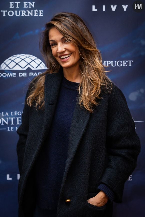 Exclusif - Nadia Fares au photocall du showcase de présentation de la comédie musicale La Légende du Comte de Monte Cristo à Salle Gaveau à Paris, France, le 25 septembre 2025. © Julien Sarkissian/Bestimage