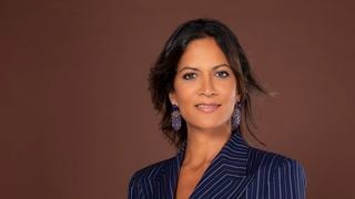 Fin "C l'hebdo" sur France 5 : Aurélie Casse décroche la présentation de "C dans l'air" le week-end, Salhia Brakhlia (ex-Franceinfo) devient sa joker