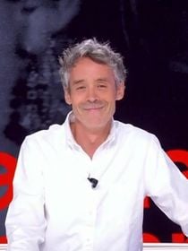 Audiences access 20h : Égalité parfaite entre Yann Barthès sur TMC et Cyril Hanouna sur W9