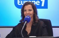 Karine Le Marchand peut dire "merci" à son petit ami de l'époque.