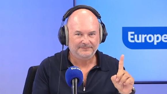 Cauet en direct à la même heure sur Europe 1 et Europe 2 : Comment l'animateur va-t-il s'organiser ?