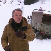 &quot;Il n&#039;y a pas d&#039;hôtel&quot; : Où dormaient Stéphane Rotenberg et les cameramen sur le tournage de &quot;Pékin Express, la route des glaces&quot; ?
