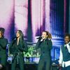 Jenifer, Amel Bent, Shy'm, Lorie, Claudia Tagbo et Santa sur la scène des Enfoirés 2025