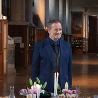 "'Murder Party', c'est exactement le contraire des 'Traîtres'" : Francis Huster se confie sur sa première expérience en tant qu'animateur télé sur M6