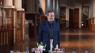 "'Murder Party', c'est exactement le contraire des 'Traîtres'" : Francis Huster se confie sur sa première expérience en tant qu'animateur télé sur M6