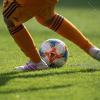 Droits TV :  beIN Sports sommée de payer 14 millions d'euros à la Ligue de football professionnel (LFP)