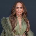 Netflix : Cette comédie romantique avec Jennifer Lopez et une star de "Ted Lasso" se classe numéro un dans 76 pays