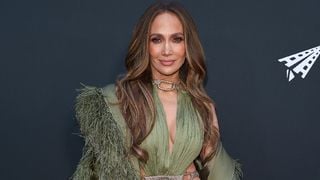 Netflix : Cette comédie romantique avec Jennifer Lopez et une star de "Ted Lasso" se classe numéro un dans 76 pays