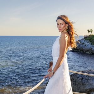 Delphine Wespiser sur le tournage de "L'île de la tentation" 2026.