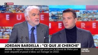 "Vous vous trompez gravement" : Sur CNews, Jordan Bardella s'accroche en direct avec Pascal Praud qui lui reproche sa "soumission au système médiatique"