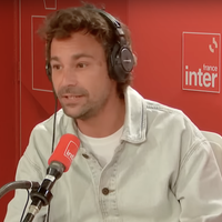 "J'ai fait de mon mieux pour vous faire croire que je suis de gauche" : Après 3 semaines d'intérim, Bertrand Chameroy quitte (déjà) France Inter