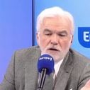 "C’est insultant ce que vous dites" : Pascal Praud s'emporte contre un auditeur d'Europe 1 après une remarque sur la ligne éditoriale de CNews