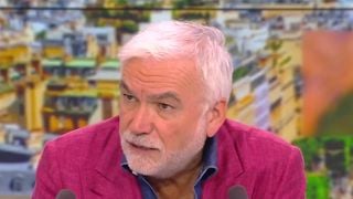 L'Arcom intervient auprès de CNews après "l'émoi suscité" par un dérapage visant Aya Nakamura