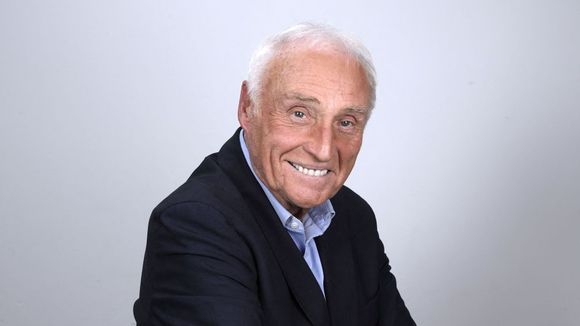 Le journaliste Jean-Marc Sylvestre, longtemps visage de l'économie sur TF1, est mort à l'âge de 79 ans