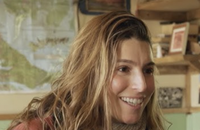 Bande-annonce : "Rendez-vous en terre inconnue" avec Laury Thilleman et Stéphane De Groodt pour un voyage initiatique exceptionnel au cœur du Brésil.