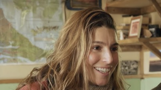 "Il faut laisser le temps au temps" : Raphaël de Casabianca cash sur les débuts de Laury Thilleman dans "Rendez-vous en terre inconnue"