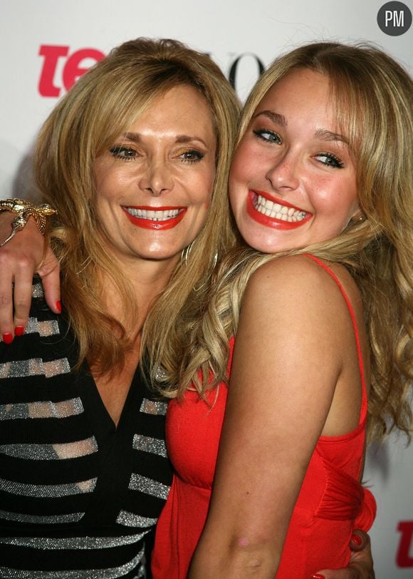 20 September 2006 - West Hollywood, California. Hayden Panettiere (right) and mother Lesley. Teen Vogue's ''Young Hollywood'' Issue Party at the Sunset Tower Hotel. (Credit Image: © Byron Purvis/AdMedia via ZUMA Press Wire)