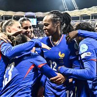 TF1 revend à France Télévisions des matchs de l'Euro féminin de football et de la Coupe du monde de rugby féminin dont plusieurs des Bleues