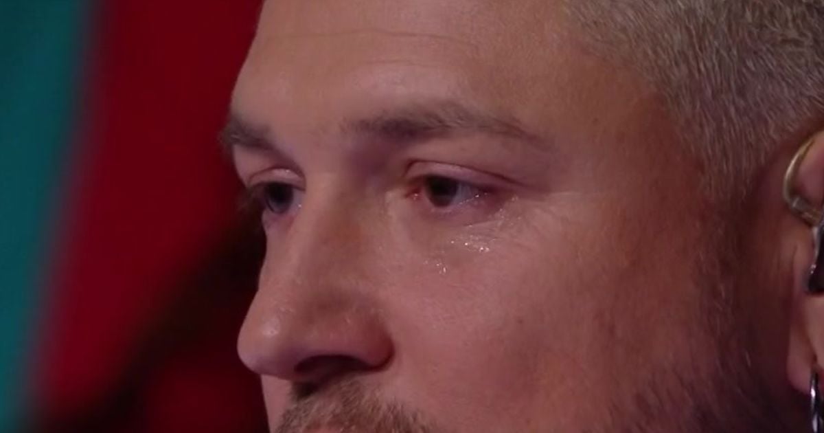 Mosimann broke down in tears during Star Academy season premiere