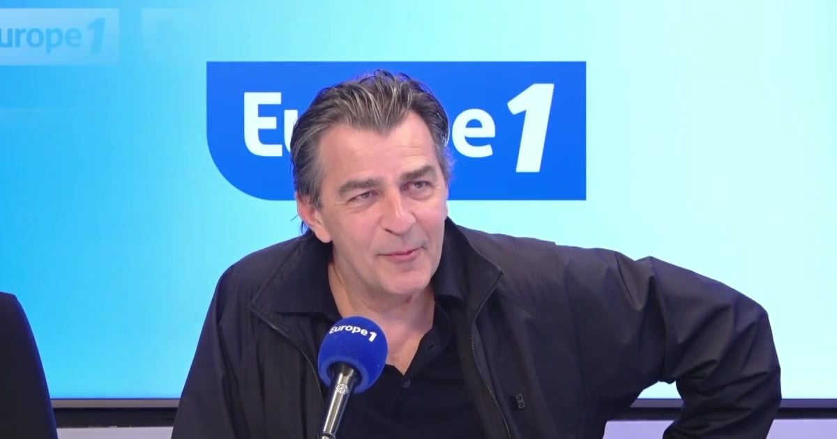 "Il faut s'ouvrir un peu l'esprit" : Yannick Alléno s'érige contre certains de ses collègues et défend le partenariat entre "Top Chef" et le Guide Michelin