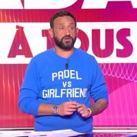 "Il y a un malaise" : Cyril Hanouna interrompt le direct de "Touche pas à mon poste" suite à un incident dans le public