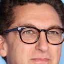 "J'ai vécu cette pétition comme une injustice" : Maxime Saada ne veut plus que le groupe Canal+ "travaille avec les gens qui ont signé" la tribune anti-Bolloré