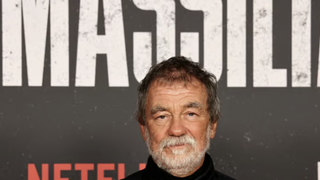 "Le vieux n'a pas perdu la main" : Olivier Marchal se félicite du démarrage canon de la saison 2 de sa série policière sur Netflix