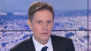 "Après 17 ans de réveils très matinaux" : Guillaume Séchet annonce son retrait de BFMTV… "pour quelques mois"