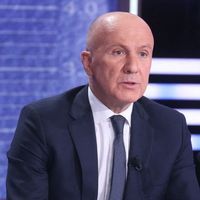 "J'ai l'impression qu'on a été abandonnés" : Dominique Rizet n'a pas digéré l'arrêt de "Faites entrer l'accusé" sur France 2