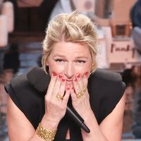 "Une décision que j’ai prise avec France Télévisions" : Anne-Élisabeth Lemoine arrête "C à vous" le vendredi, Mohamed Bouhafsi la remplace