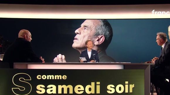 Audiences : Programmée en dernière minute sur France 2, la soirée d'hommage à Thierry Ardisson a-t-elle fait mieux que la 2e édition de "L'humour à la plage" sur TF1 ?