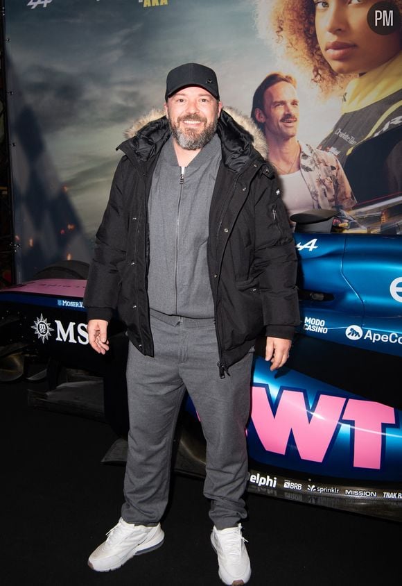 Alban Ivanov à la première du film "Rapide" au Grand Rex à Paris le 24 mars 2025.