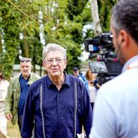 "Une entrave caractérisée à la liberté de la presse" : Un journaliste du "Monde" empêché par LFI de couvrir les universités d'été du parti de Jean-Luc Mélenchon