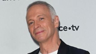 "Je suis resté poli mais..." : Samuel Etienne revient sur son audition à la commission d'enquête sur la neutralité du service public