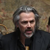 "L’Arcom confirme que CNews est une honte" : L’institution rappelle encore à l’ordre la chaîne après ses propos contre LFI et Aymeric Caron