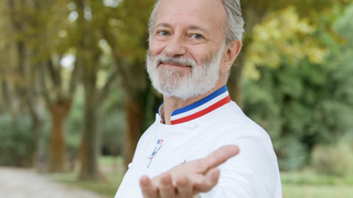 "Il regrette de l'avoir quittée" : Francis Huster nostalgique d'"Ici tout commence", les confidences de Catherine Marchal