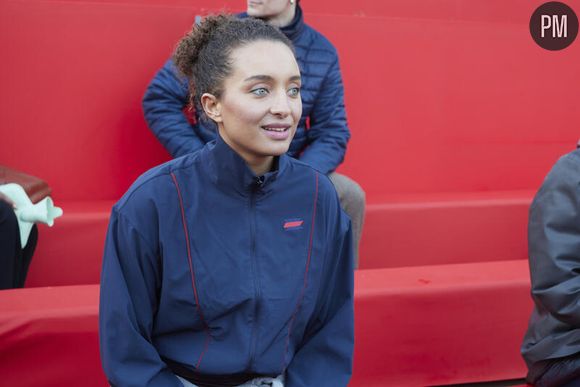 Eleejah NOAH interprète SOPHIE Copra dans "Meurtre sur Terre Battue" sur France 2