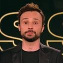 "Si je n'étais pas venu ce soir, qui aurait dit du mal de toi ?" : Ému, Tom Villa, son "stagiaire" dans "Salut les Terriens", rend hommage à Thierry Ardisson en direct sur France 2