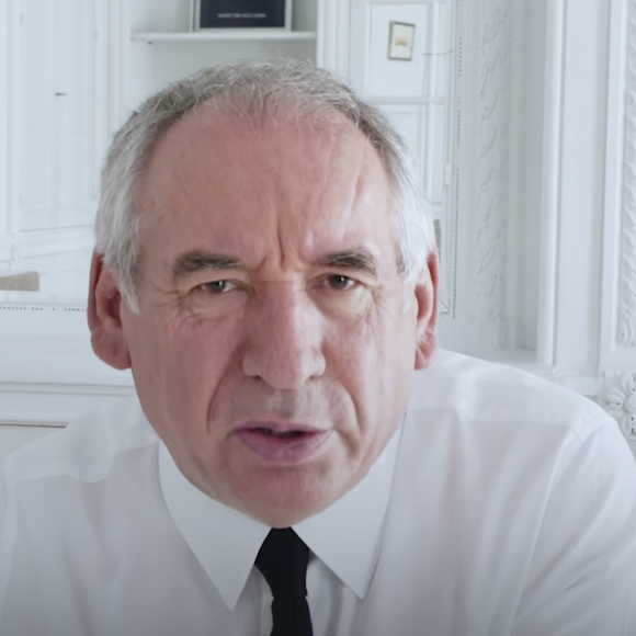 François Bayrou lance une série de vidéos sur Youtube.