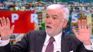 "Ça coute 40 millions d'euros et c'est un désastre" : Pascal Praud milite pour la fermeture de la chaîne Franceinfo