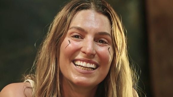 "Je me frotte à cette réalité" : Laury Thilleman explique pourquoi aucune femme n’a participé à "Rendez-vous en terre inconnue" depuis 6 ans sur France 2