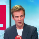“Il n’avait pas bu que de l’eau” : Jean-Baptiste Marteau se confie sur son moment malaisant face à un invité au JT de 20h de France 2
