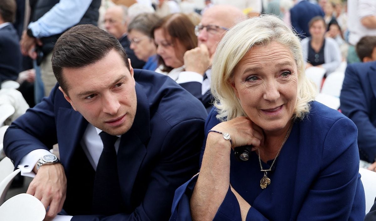 "Des pratiques inacceptables en démocratie" : Des journalistes de "Mediapart" expulsés du congrès du Rassemblement national par le service de sécurité