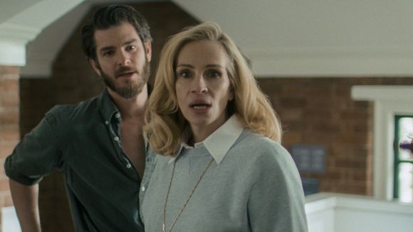 N°01 dans 12 pays dès sa sortie : Le nouveau thriller événement de Julia Roberts s'installe directement au sommet du top mondial