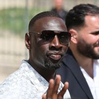 "Nous regrettons le déferlement médiatique pris par cette affaire" : La SNCF dément une information de "Valeurs actuelles" à propos d'Omar Sy