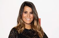 La bande-annonce de l'épisode de "Léo Mattei", dans lequel Karine Ferri fait ses débuts dans la comédie. L'animatrice quitte TF1 pour RMC