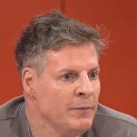 "C'est complètement faux" : Matthieu Delormeau dévoile les vraies raisons derrière son absence dans "Tout beau, tout n9uf" sur W9
