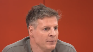 "C'est complètement faux" : Matthieu Delormeau dévoile les vraies raisons derrière son absence dans "Tout beau, tout n9uf" sur W9
